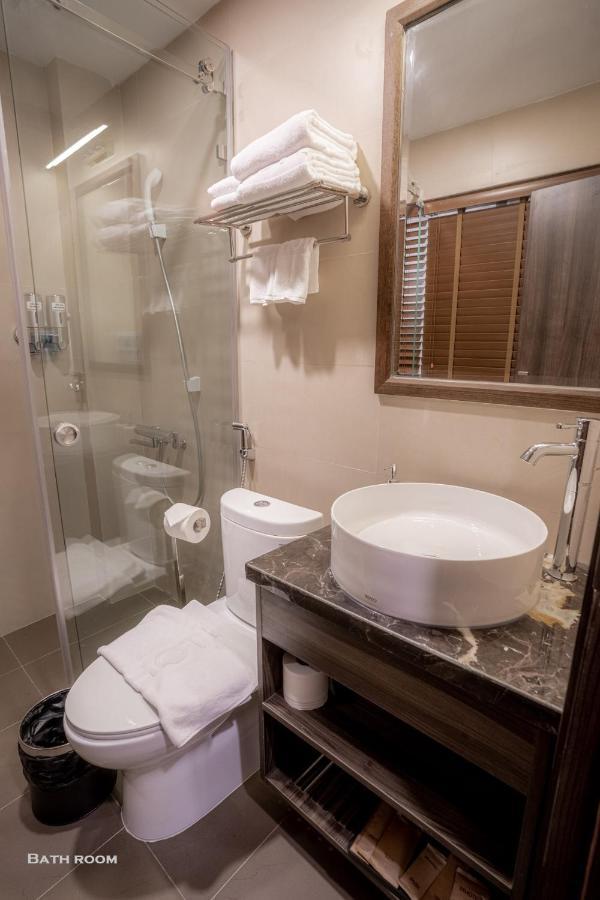 3T Hotel 41 Nguyen Thai Hoc- By Bay Luxury Ханой Екстериор снимка