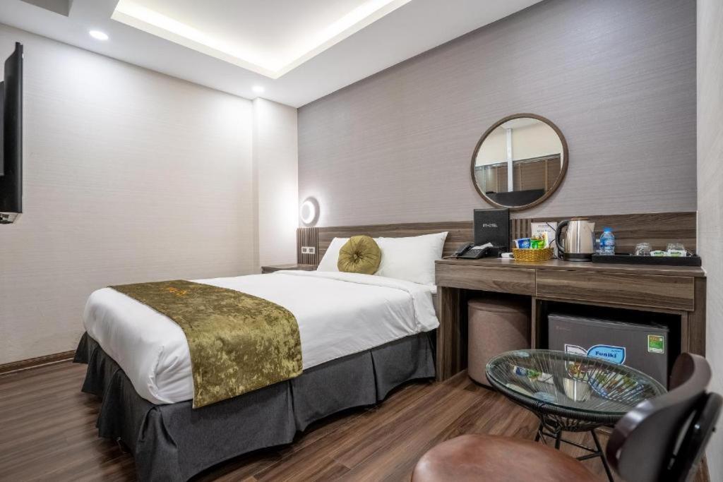 3T Hotel 41 Nguyen Thai Hoc- By Bay Luxury Ханой Екстериор снимка